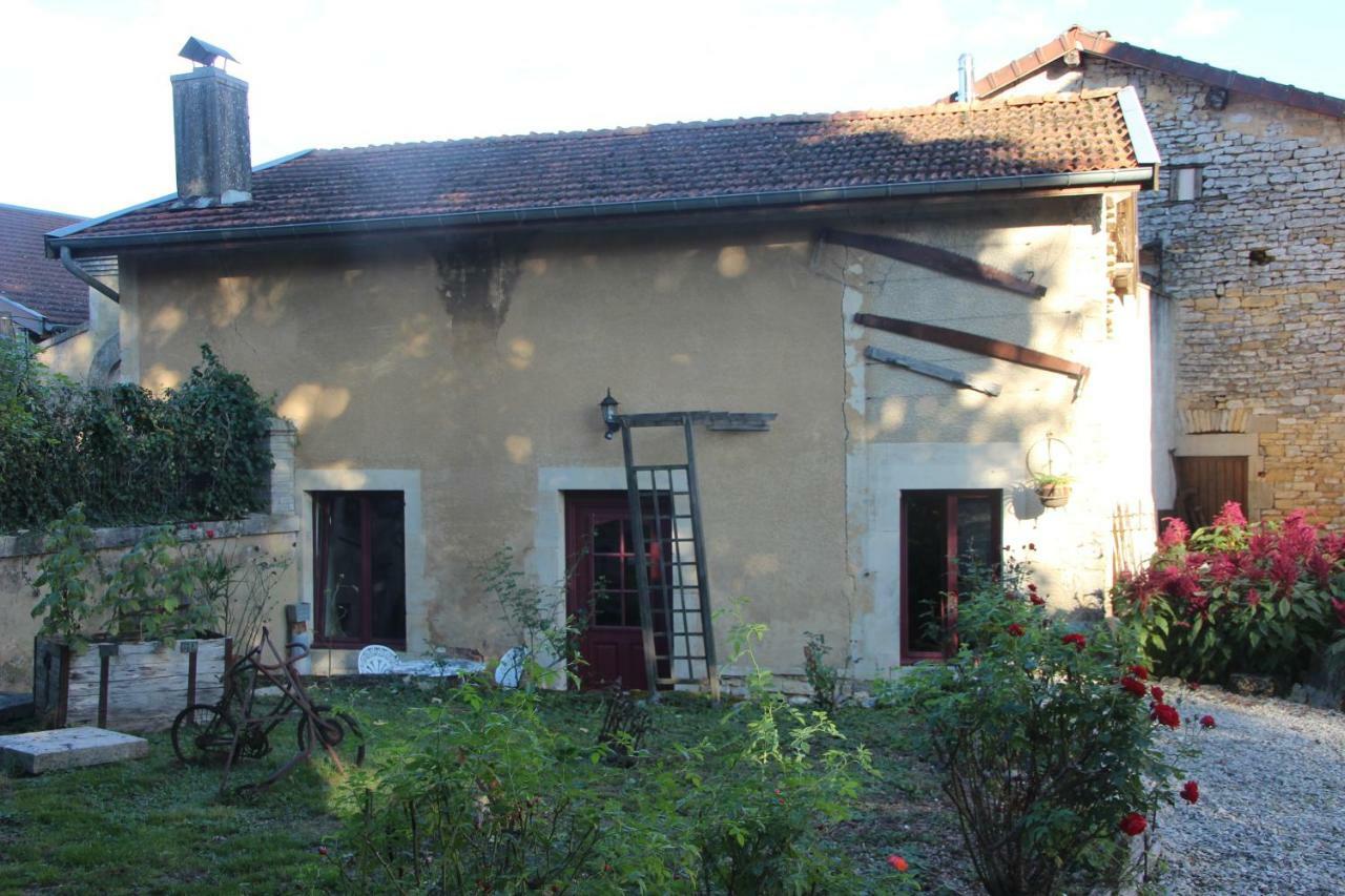 Joie De Vivre Bed & Breakfast Doulevant-le-Château Exterior foto